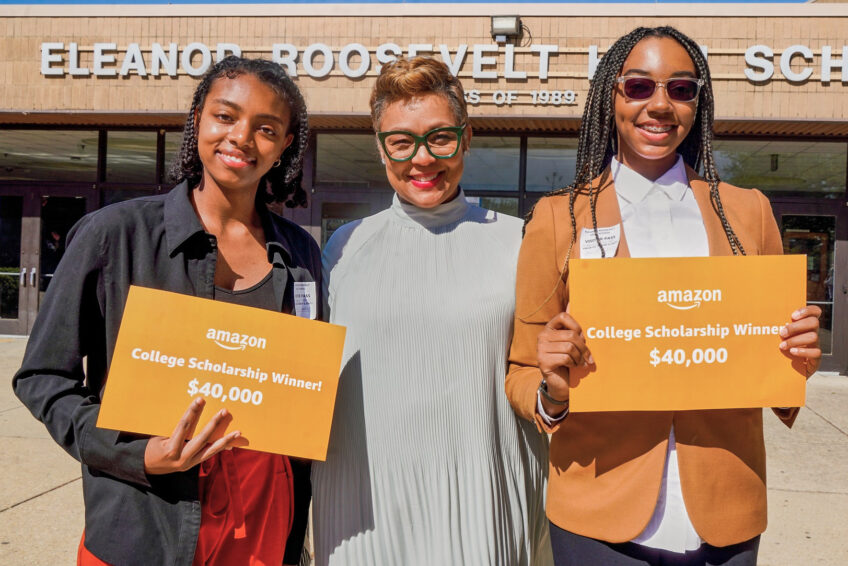 Two Roosevelt Seniors Receive Amazon Engineer Scholarships