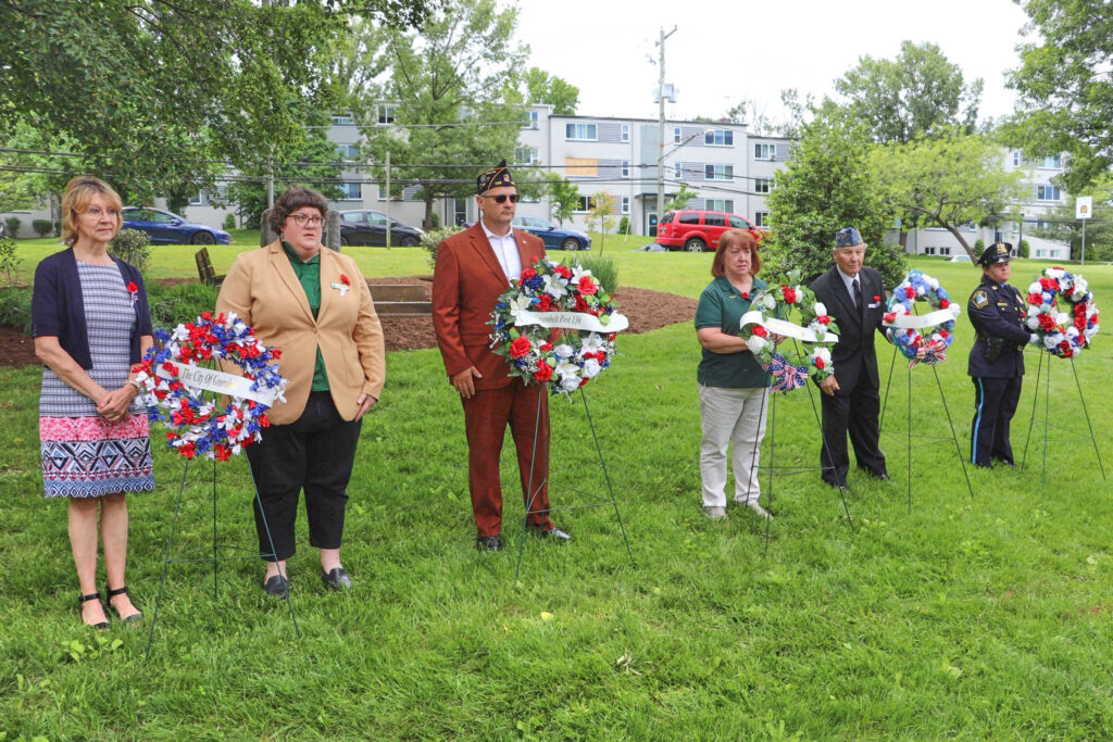 Memorial wreaths