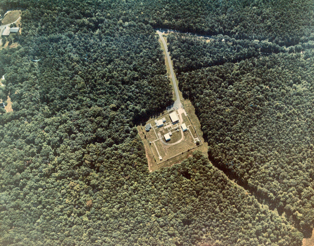 1984 aerial photo of Area 400